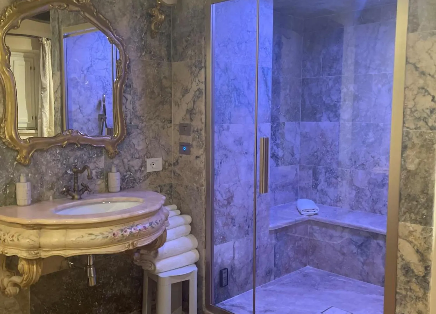 Relais La Corte Dei Papi Cortona 5*,